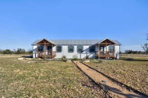 Windmill Meadows Cottages-Firepit-Hill Country Views!!